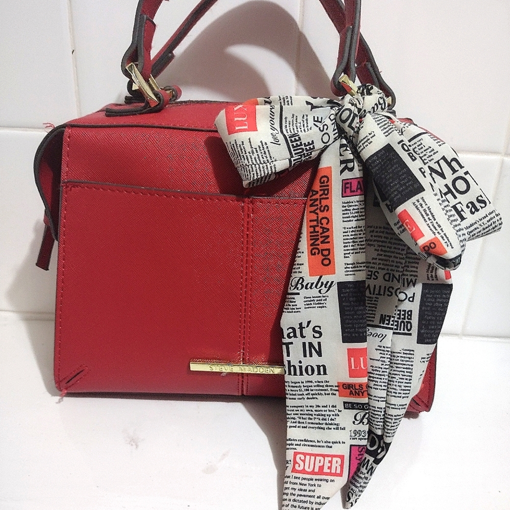 Steve Madden purse